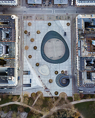 포토 JPG 해외이미지 디자인 공원 문화 길 선 여행 백그라운드 곡선 건축양식 교통시설 자연 하늘 추상 거리 안테나 덴마크 미술 풍경 사람없음 야외 유행 흰색 도시 오픈 놀이터 아스팔트 정사각형 지역 일반 리빙 이웃 드론 이스라엘 코펜하겐 해외포토 도형 공공시설 건축 도로 컬러 교통 무늬 통신 놀이 문화예술 북유럽 시설 생태계 서아시아 파일형식 이미지허브