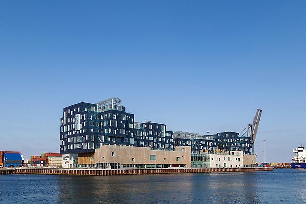 포토 JPG 해외이미지 디자인 교육 문화 건축양식 학교 설계 덴마크 사람없음 건물 도시풍경 환경 항구 도시 컨테이너 지역 개발 코펜하겐 해외포토 건축물 건축 산업 컨셉 교통시설 북유럽 풍경 파일형식 이미지허브