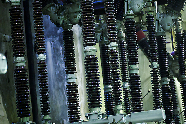 포토 JPG 해외이미지 산업 산 사람없음 환경 힘 장비 발전기 에너지 기둥 역 연결 위험 스위스 전염 철사 볼트 철탑 엔진 공학 단상 세대 변압기 분배 수력발전 전압 철강 힘찬 공급 해외포토 교육 건축 유럽 컨셉 교통시설 탑 발전소 공구 발전 질병 감염 수력에너지 파일형식 이미지허브