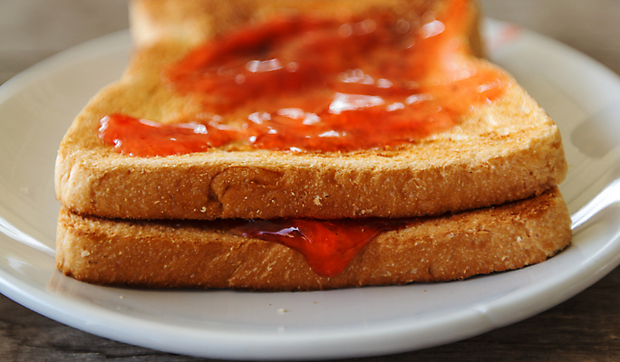 포토 JPG 해외이미지 음식 빵 과일 재료 딸기 디저트 건강 씨앗 사람없음 목재 빨간색 주방 숟가락 껍질 기구 신선 달콤 아침식사 보호 잼 두루마리 자르기 먹기 국자 내추럴 마멀레이드 핸드메이드 호밀 해외포토 나무 식물 컬러 컨셉 모션 주방용품 곡류 수저 식사 소스_음식 맛 파일형식 이미지허브