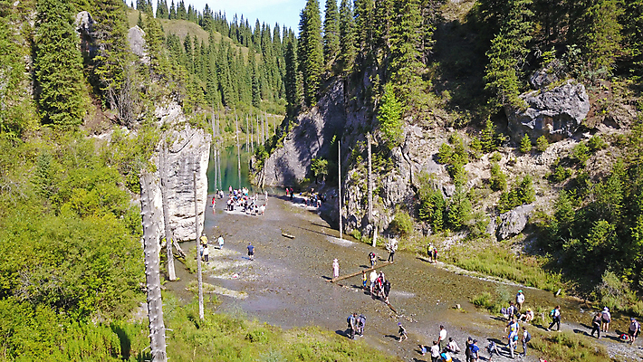 포토 JPG 해외이미지 나무 공원 호수 여행 자연 하늘 산 안테나 파노라마 사람 사람없음 초록색 물 파란색 뷰티 계곡 침묵 산책 나뭇가지 소나무 정상 숲 지역 내추럴 드론 전국 카자흐스탄 해외포토 자연요소 식물 공공시설 아시아 컬러 통신 휴식 촬영기법 소리 생태계 파일형식 이미지허브