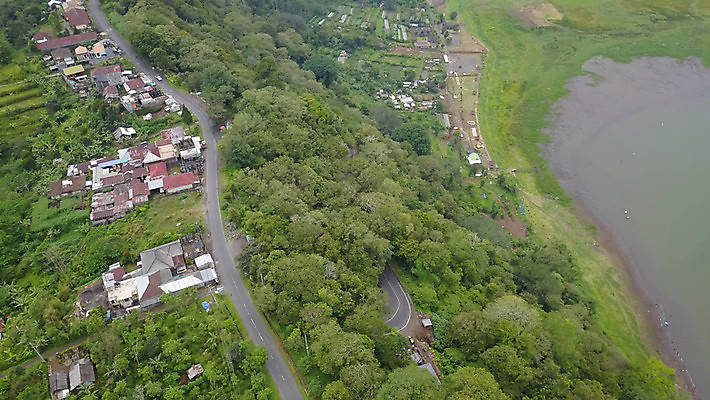 포토 JPG 해외이미지 나무 식물 아시아 길 호수 섬 여행 백그라운드 밭 골프 건축양식 자연 하늘 휴가 산 주택 안테나 파노라마 풍경 사람없음 야외 건물 초록색 물 여름 파란색 마을 정원 정상 숲 열대우림 휴양지 대문 화산 발리 인도네시아 절정 해외포토 자연요소 건축물 계절 건축 나라 컬러 농업 통신 촬영기법 구기 문 장소 생태계 파일형식 이미지허브