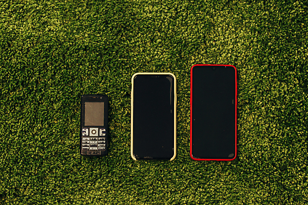 포토 JPG 해외이미지 라이프스타일 손 컨셉 비즈니스 통신 모바일 미래 사람 사람없음 초록색 스마트폰 핸드폰 쇼핑 운동 디지털 스크린 모니터 검은색 터치 어플리케이션 연결 무선전화기 전화기 스마트 온라인쇼핑 시스템 해결 혁명 소셜 셀룰러 해외포토 컬러 건강 생활 신체부위 전자제품 스마트기기 컴퓨터 온라인 파일형식 이미지허브