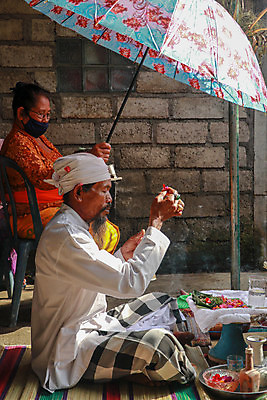 포토 JPG 해외이미지 전통 꽃 아시아 종교 문화 여행 불교 사람 동양인 사람없음 기도 축하 사찰 의식 영혼 축복 성직자 향기 발리 인도네시아 신성 희생 숭배 힌두교 해외포토 식물 나라 섬 컨셉 종교건축 인종 냄새 파일형식 이미지허브