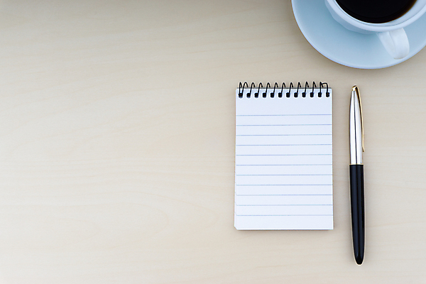 포토 JPG 해외이미지 직업 학생 디자인 배너 행복 커피 백그라운드 컨셉 비즈니스 자연 탁자 주택 건강 창조 미소 사람 앉기 성인 사람없음 야외 목재 파란색 노트북 컴퓨터 사무실 우주 공백 흰색 업무 디자이너 책상 머리위 카피스페이스 미니멀 해외포토 나무 감정 음료 컬러 가구 재료 모션 표정 건물 전자제품 작업 생태계 파일형식 이미지허브