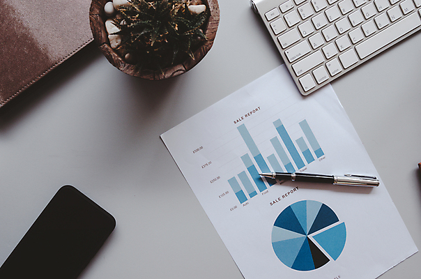 포토 JPG 해외이미지 종이 백그라운드 컨셉 회사 비즈니스 통계 탁자 성공 모바일 그래프 사람없음 금융 스마트폰 컴퓨터 사무실 판매 자료 정보 성장 업무 시장 목표 결과 계획 주식 책상 분석 보고서 문서 투자 회계 경영 계좌 리뷰 마케팅 세금 회계사 해외포토 직업 가구 경제 전자제품 핸드폰 스마트기기 작업 파일형식 이미지허브