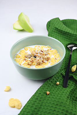 포토 JPG 해외이미지 접시 음료 음식 조각 백그라운드 다이어트 유리 탁자 아침 건강 옥수수 사람없음 목재 갈색 노란색 초콜릿 숟가락 식사 우유 에너지 흰색 신선 사발 붓기 달콤 맛 아침식사 낟알 시리얼 먹기 유기농 흙더미 내추럴 뮤즐리 채식주의자 칼슘 귀리 해외포토 주간 나무 식기 웰빙 컬러 가구 컨셉 재료 모션 재질 디저트 유제품 곡류 수저 흙 사기그릇 채식 파일형식 더미 이미지허브