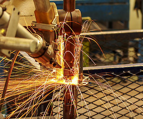 포토 JPG 해외이미지 직업 산업 포즈 부분 공장 노동자 기술 안전 사람없음 빛 컬러풀 금속 힘 기계 장비 작업 뜨거움 작업실 수리 제조 자르기 철 작업도구 공학 용접 용접공 자동 철강 건설근로자 해외포토 교육 컬러 공업 모션 재질 도구 파일형식 이미지허브