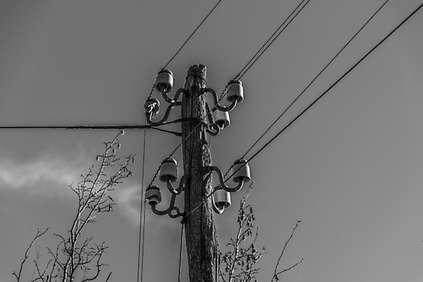 포토 JPG 해외이미지 산업 선 통신 하늘 사람없음 목재 파란색 탑 힘 장비 에너지 시골 기둥 도자기 네트워크 제조 연결 위험 싱글 러시아 전염 철사 볼트 봉 철탑 공학 세대 돛대 개발 분배 옛날 전압 공급 해외포토 나무 건축물 교육 건축 유럽 컬러 컨셉 재료 공구 질병 감염 파일형식 이미지허브