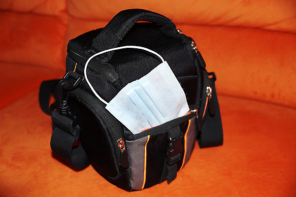 포토 JPG 해외이미지 건강 가면 사람없음 약 건강관리 조끼 입 바이러스 보호 질병 주머니 예방 감염 고립 돌봄 심각 위생관리 전염병 필터 해외포토 컨셉 의학 모션 관리 신체부위 외투 파일형식 이미지허브