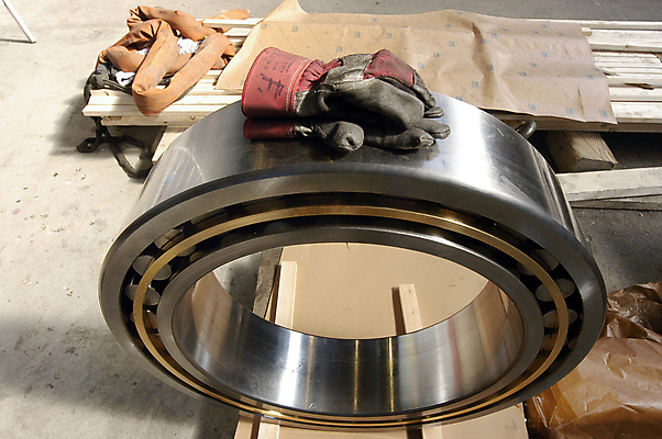 포토 JPG 해외이미지 산업 사람없음 금속 나뭇가지 발굴 자원 철강 추출 해외포토 나무 재질 파일형식 이미지허브