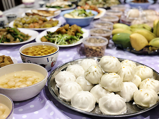 포토 JPG 해외이미지 전통 꽃 아시아 종교 문화 음식 백그라운드 불교 채소 오렌지 과일 태국 탁자 디저트 새로움 오리 건강 동양인 사람없음 장식 초록색 컬러풀 믿음 축제 치킨 중국 흰색 기도 축하 신선 사찰 황금 연도 파인애플 향기 숭배 신앙심 존경 해외포토 식물 감정 나라 컬러 가구 컨셉 종교건축 조류 인종 열대과일 냄새 닭고기요리 파일형식 이미지허브