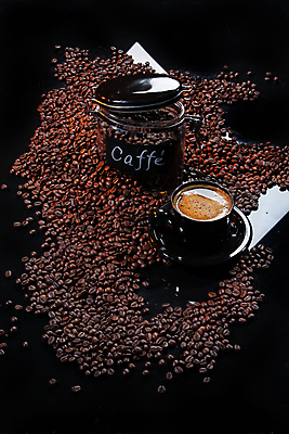 포토 JPG 해외이미지 배너 커피 음료 음식 백그라운드 컨셉 아침 콩 따뜻함 사람없음 목재 컵 사무실 갈색 검은색 어둠 힘 침묵 카페 원두 시골 신선 뜨거움 그룹 맛 아침식사 커피잔 굽기 삼베 컵받침 향기 아로마 자루 향 에스프레소 단절 양조 카페인 카피스페이스 해외포토 주간 나무 식기 컬러 비즈니스 재료 잔 곡류 상점 식사 소리 공백 구이 받침대 냄새 파일형식 천_직물 이미지허브