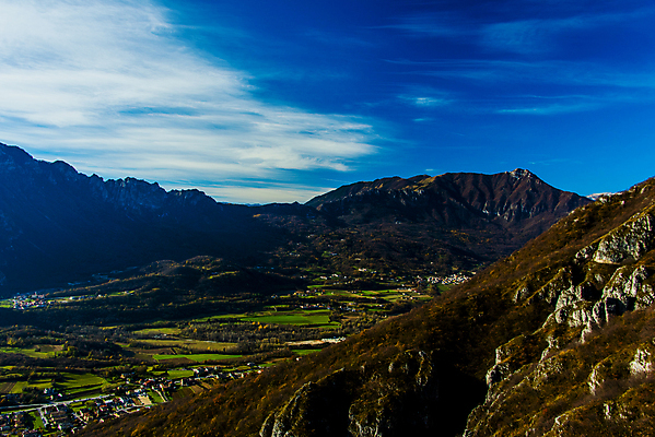 포토 JPG 해외이미지 나무 식물 캠페인 여행 밭 농업 자연 하늘 따뜻함 파노라마 풍경 사람없음 야외 초록색 파란색 농장 농경지 평화 일출 환경 어둠 침묵 이탈리아 새벽 재활용 안개 가을 시골 태평양 불행 발견 광 뿌연 평야 해외포토 자연요소 계절 유럽 산업 바다 컬러 컨셉 날씨 촬영기법 노을 소리 친환경 생태계 파일형식 이미지허브