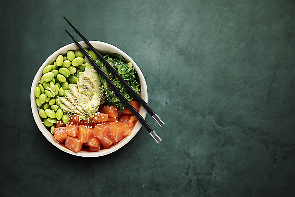 포토 JPG 해외이미지 음식 채소 젓가락 탁자 밥 오이 새우 건강 종류 어류 씨앗 동양인 사람없음 초밥 샐러드 신선 사발 해산물 양배추 날것 깨 연어 망고 성분 생강 아보카도 건강식 점심식사 대두 총각무 하와이인 카피스페이스 해외포토 외국인 식물 가구 과일 식재료 수저 갑각류 인종 식사 수중동물 공백 조미료 사기그릇 무 열대과일 일본음식 파일형식 이미지허브