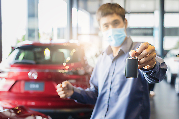 포토 JPG 해외이미지 손 여자 남자 행복 여행 비즈니스 교통시설 자동차 열쇠 새로움 한명 사람 판매 세일 운전 잡기 비즈니스맨 운전사 고급 구매 고객 서비스 주기 딜러 멀리 정비공 소매 주인 보험 유지 대여 렌탈 자동 해외포토 직업 1 감정 육상교통 교통 컨셉 모션 신체부위 쇼핑 직장인 기술자 시설 파일형식 이미지허브