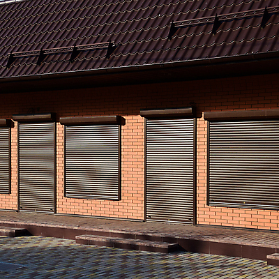 포토 JPG 해외이미지 모양 산업 건축양식 창문 하늘 지붕 바닥 주택 사람없음 건물 옆모습 빨간색 파란색 금속 업무 타일 눈금 시트 골절 석판 줄서기 철강 터키석 아연 해외포토 건축물 건축 뷰포인트 컬러 의학 모션 재질 작업 보석 영양소 파일형식 이미지허브