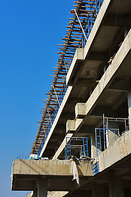 포토 JPG 해외이미지 산업 선 여행 비즈니스 건축양식 하늘 아파트 주택 사람없음 건물 파란색 환경 탑 금속 힘 건설현장 에너지 도시 업무 네트워크 역 큼 땅 기중기 전염 철사 발판 분배 전압 철강 콘크리트 공급 해외포토 건축물 건축 컬러 교통시설 재질 건설업 작업 중장비 질병 크기 감염 파일형식 이미지허브