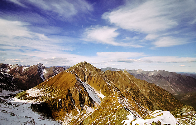 포토 JPG 해외이미지 구름 야생동물 여행 백그라운드 겨울 자국 자연 하늘 산 파노라마 풍경 경사 사람없음 야외 여름 파란색 하이킹 가을 연못 최고 숲 산등성이 서리 러시아 동쪽 내추럴 추적 시베리아 절정 눈내림 산맥 해외포토 자연요소 동물 계절 유럽 컬러 모션 레저 눈_날씨 촬영기법 방향 생태계 파일형식 이미지허브