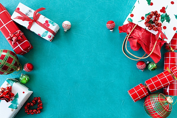 포토 JPG 해외이미지 기념일 리본 백그라운드 크리스마스 포장 휴가 선물 사람없음 장식 가로 선물상자 컬러풀 축제 장식볼 포장지 카피스페이스 크리스마스배경 해외포토 컬러 이벤트 상자 공백 파일형식 이미지허브