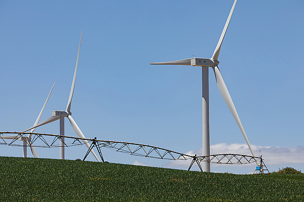 포토 JPG 해외이미지 식물 구름 산업 밭 농업 채소 자연 하늘 바람 옥수수 풍경 사람없음 초록색 물 여름 농작물 농장 환경 힘 재활용 풍차 발전기 에너지 수확 흰색 신선 스페인 밀 시스템 아라곤 해외포토 자연요소 계절 유럽 컬러 날씨 곡류 발전소 친환경 생태계 파일형식 이미지허브