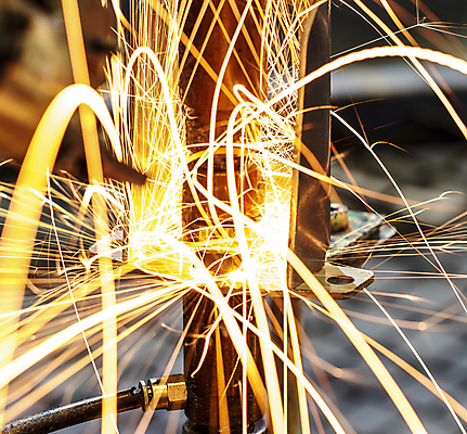 포토 JPG 해외이미지 직업 산업 포즈 부분 공장 불꽃 노동자 기술 안전 사람없음 빛 컬러풀 금속 힘 기계 장비 작업 뜨거움 작업실 수리 제조 자르기 철 작업도구 공학 용접 용접공 자동 철강 건설근로자 해외포토 교육 컬러 공업 모션 재질 불 도구 파일형식 이미지허브