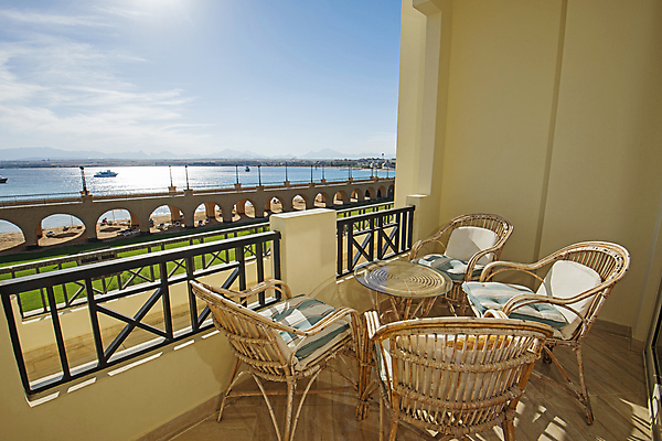 포토 JPG 해외이미지 외관 바다 여행 의자 건축양식 자연 탁자 하늘 휴가 아파트 주택 이집트 풍경 사람없음 야외 건물 물 여름 파란색 환경 발코니 재산 고급 그늘 휴양지 내추럴 철책 수평선 해외포토 자연요소 건축물 계절 건축 컬러 가구 컨셉 아프리카 금융 장소 생태계 파일형식 이미지허브