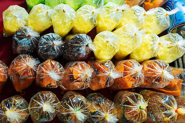 포토 JPG 해외이미지 전통 아시아 문화 백그라운드 채소 가방 재료 포장 태국 고추 거리 건강 요리 동양인 사람없음 컬러풀 세일 상점 주방 식사 저녁식사 우유 신선 뜨거움 시장 달콤 맛 떨어짐 수프 플라스틱 먹기 속도 매움 지역 패키지 카레 제비 점심식사 매각 많음 해외포토 잡화 나라 음식 컬러 컨셉 모션 재질 조류 유제품 인종 파일형식 이미지허브