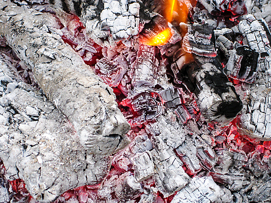포토 JPG 해외이미지 백그라운드 자연 벽돌 주택 실내 요리 사람없음 내부 목재 빛 노란색 어둠 침묵 에너지 뜨거움 야간 위험 장작 모닥불 바비큐 난로 굽기 벽난로 통나무 온도 숯 빛망울 연소 광 석탄 여신 용광로 재 생존 해외포토 자연요소 나무 음식 컬러 컨셉 재료 불 건물 소리 난방기 구이 생태계 파일형식 이미지허브