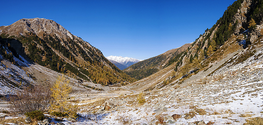 포토 JPG 해외이미지 여행 자연 하늘 산 파노라마 풍경 사람없음 파란색 이탈리아 가을 스위스 알프스 통과 해외포토 계절 유럽 컬러 촬영기법 생태계 파일형식 이미지허브