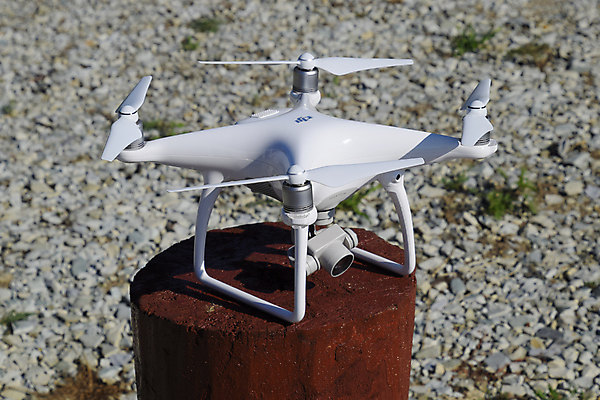 포토 JPG 해외이미지 하늘 사람없음 태양 카메라 스마트 로봇 프로펠러 드론 해외포토 자연요소 컨셉 전자제품 파일형식 이미지허브