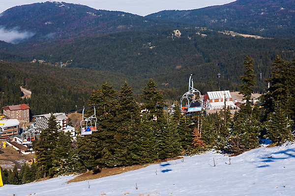 포토 JPG 해외이미지 계절 행복 밧줄 교통수단 스포츠 여행 캐나다 겨울 가족 교통시설 하늘 휴가 스키 산 사람 사람없음 야외 가로 여행객 하이킹 스노우보드 곤돌라 엘리베이터 필름 언덕 산봉우리 해외포토 감정 줄 교통 북아메리카 관계 레저 겨울스포츠 보드_스포츠 시설 봉우리 파일형식 이미지허브