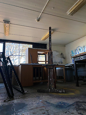 포토 JPG 해외이미지 산업 백그라운드 패턴 건축양식 창문 손가락 공장 벽돌 바닥 주택 실내 사람없음 야외 건물 문 어둠 손상 방 수확 골동품 도시 무서움 버리기 창고 이젤 그림 질감 먼지 그런지 복잡 옛날 재앙 파멸 오싹 해외포토 건축물 손 건축 감정 컨셉 무늬 농업 공업 모션 내부 미술도구 파일형식 소멸 이미지허브