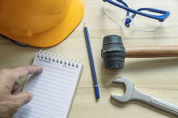 포토 JPG 해외이미지 직업 손 남자 산업 비즈니스 공장 설계 노동자 안전 사람 사람없음 알약 장비 과학기술 스패너 업무 작업 비즈니스맨 기술자 엔지니어 수리 제조 보호 감독 계획 헬멧 종업원 창고 확인 서비스 고정 정비공 공학 유지 제어 차고 체크리스트 해외포토 교육 컨셉 공업 기술 신체부위 약 공구 직장인 보호장비 파일형식 이미지허브