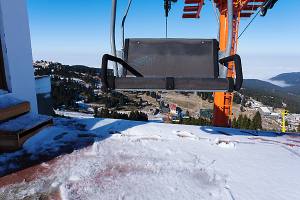 포토 JPG 해외이미지 계절 행복 밧줄 교통수단 스포츠 여행 캐나다 겨울 가족 교통시설 하늘 휴가 스키 산 사람 사람없음 야외 가로 여행객 하이킹 스노우보드 곤돌라 엘리베이터 필름 언덕 산봉우리 해외포토 감정 줄 교통 북아메리카 관계 레저 겨울스포츠 보드_스포츠 시설 봉우리 파일형식 이미지허브