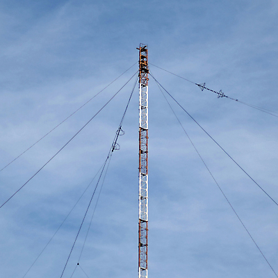 포토 JPG 해외이미지 산업 파도 사다리 하늘 모바일 무선통신 프레임 세포 안테나 풍경 사람없음 파란색 빛 스마트폰 글로벌 탑 텔레비전 장비 흰색 기둥 네트워크 역 비밀 잠수함 전화기 수화기 라디오 군용 방송 네비게이션 돛대 전송 레이더 송신기 지원 철강 셀룰러 해외포토 건축물 건축 바다 컬러 컨셉 통신 교통시설 군대 전자제품 핸드폰 스마트기기 도구 파일형식 이미지허브