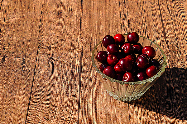 포토 JPG 해외이미지 실내 사람없음 체리 담기 유리그릇 해외포토 그릇 과일 모션 유리 내부 파일형식 이미지허브