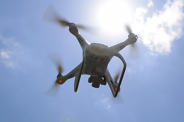 포토 JPG 해외이미지 하늘 사람없음 카메라 스마트 로봇 프로펠러 드론 해외포토 컨셉 전자제품 파일형식 이미지허브