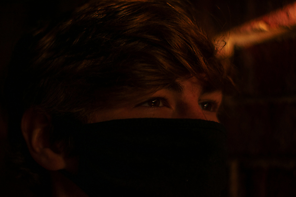 포토 JPG 해외이미지 백인 라이프스타일 응시 계절 남자 얼굴 스포츠 백그라운드 컨셉 비즈니스 건강 가면 안전 사람 동양인 소년 성인 사람없음 건강관리 환경 검은색 펼침 고통 도시 비즈니스맨 바이러스 보호 질병 감염 고립 전염병 필터 카피스페이스 해외포토 서양인 시선 감정 어린이 컬러 의학 모션 관리 인종 생활 신체부위 공백 직장인 파일형식 이미지허브