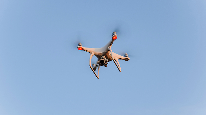 포토 JPG 해외이미지 하늘 사람없음 태양 농경지 카메라 장비 로봇 프로펠러 드론 해외포토 자연요소 전자제품 농장 파일형식 이미지허브