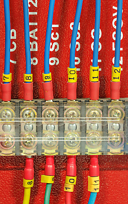 포토 JPG 해외이미지 산업 벽 비즈니스 불 손잡이 경고 안전 사람없음 건물 빨간색 물 상자 사무실 금속 장비 종 긴급 판넬 구출 보호 위험 사건 묘사 사인 보안 공포 시스템 스위치 소화기 경보 관리자 스프링쿨러 제어 해외포토 자연요소 건축물 컬러 컨셉 재질 도움 안전장비 소방 파일형식 이미지허브