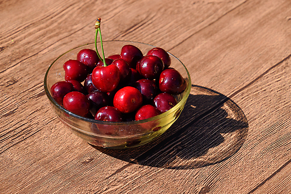 포토 JPG 해외이미지 실내 사람없음 체리 담기 유리그릇 해외포토 그릇 과일 모션 유리 내부 파일형식 이미지허브