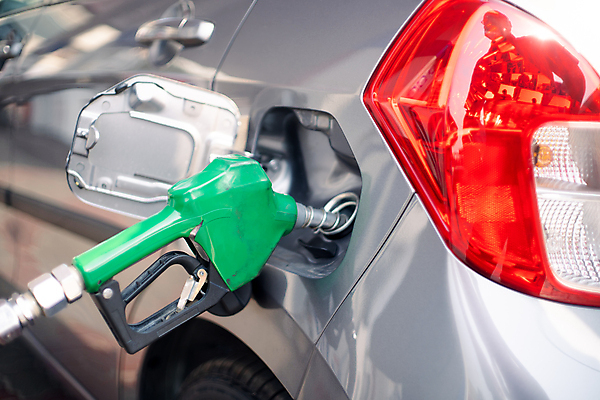 포토 JPG 해외이미지 주간 자동차 사람없음 야외 주유기 넣기 주유구 주유건 해외포토 자연요소 육상교통 모션 기계 주유 파일형식 이미지허브