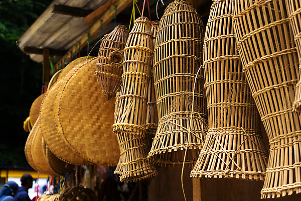 포토 JPG 해외이미지 동물 전통 디자인 산업 아시아 문화 백그라운드 패턴 태국 자연 추상 미술 동양인 사람없음 목재 장식 갈색 노란색 바구니 수확 흰색 시골 업무 시장 상품 컨테이너 대나무 묘사 오브젝트 질감 복고 새장 밀짚 짜임 수공예 수탉 내추럴 등나무 옛날 짜기 핸드메이드 해외포토 나무 나라 컬러 무늬 농업 재료 모션 문화예술 인종 닭 작업 짚 공예 수컷 생태계 케이지 파일형식 이미지허브
