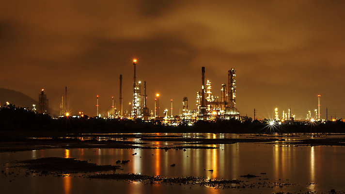 포토 JPG 해외이미지 식물 산업 선 밭 공장 자연 하늘 사람없음 야외 파란색 빛 컬러풀 글로벌 탑 어둠 힘 기계 일몰 새벽 장비 에너지 역 석유 은색 야간 철 시설 엔진 자원 공학 돛대 변압기 사일로 철강 화학물질 공급 해외포토 자연요소 건축물 교육 컬러 농업 공업 교통시설 노을 화학 생태계 파일형식 이미지허브