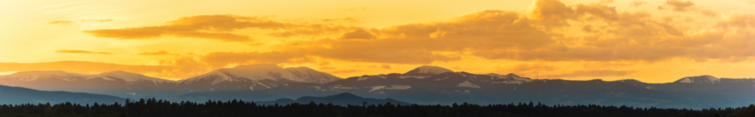 포토 JPG 해외이미지 배너 계절 여행 백그라운드 겨울 오렌지 자연 하늘 휴가 산 파노라마 풍경 사람없음 야외 파란색 햇빛 태양 환경 계곡 웹 일몰 봄 새벽 안개 가을 농촌 시골 점 오스트리아 숲 산봉우리 산맥 해외포토 자연요소 유럽 컬러 인터넷 과일 날씨 촬영기법 노을 생태계 봉우리 파일형식 이미지허브