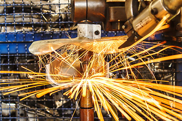 포토 JPG 해외이미지 직업 산업 포즈 부분 공장 불꽃 노동자 기술 안전 사람없음 빛 컬러풀 금속 힘 기계 장비 작업 뜨거움 작업실 수리 제조 자르기 철 작업도구 공학 용접 용접공 자동 철강 건설근로자 해외포토 교육 컬러 공업 모션 재질 불 도구 파일형식 이미지허브