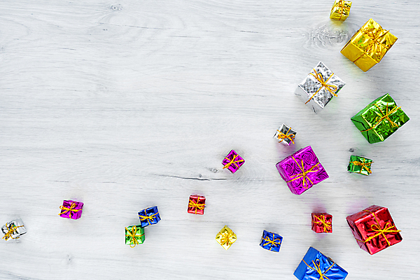 포토 JPG 해외이미지 디자인 계절 행복 리본 백그라운드 컨셉 크리스마스 겨울 포장 탁자 휴가 새해 프레임 선물 사람없음 목재 장식 빨간색 쇼핑 상자 컬러풀 파티 쌓기 우주 축제 놀람 흰색 축하 신용카드 생일 정상 오브젝트 활 머리위 패키지 구성 포장소품 핸드메이드 많음 해외포토 나무 기념일 감정 컬러 가구 재료 모션 표정 이벤트 금융 포장재료 파일형식 이미지허브