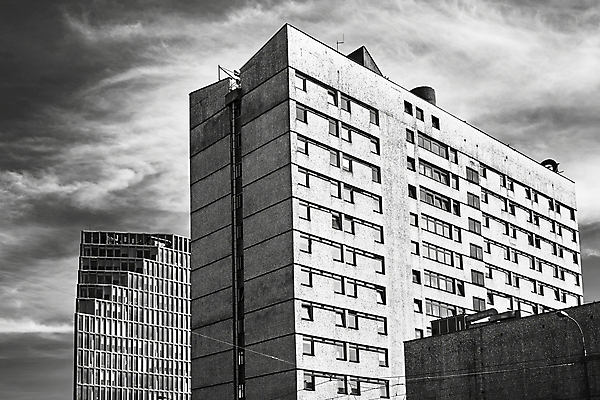 포토 JPG 해외이미지 나무 구름 유럽 건축양식 창문 유리 하늘 바닥 흑백 사람없음 건물 사무실 고층빌딩 도시 폴란드 콘크리트 해외포토 자연요소 식물 건축물 건축 나라 비즈니스 재질 촬영기법 빌딩 파일형식 이미지허브