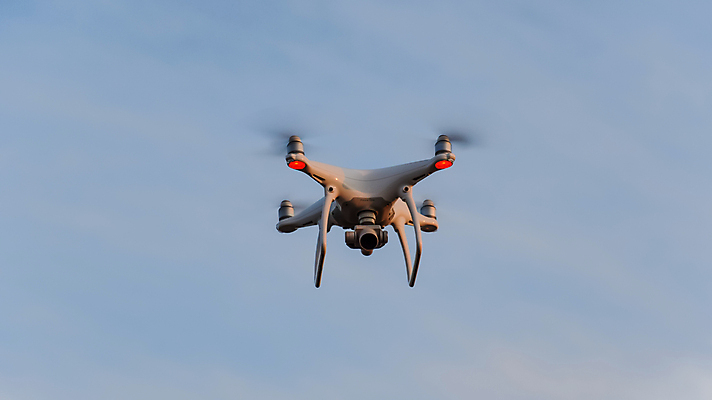 포토 JPG 해외이미지 하늘 사람없음 카메라 장비 로봇 프로펠러 드론 해외포토 전자제품 파일형식 이미지허브